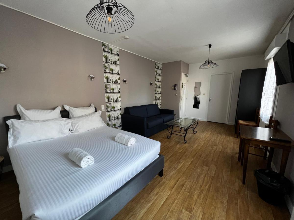 Hotel Les Montois Céaux Exterior foto